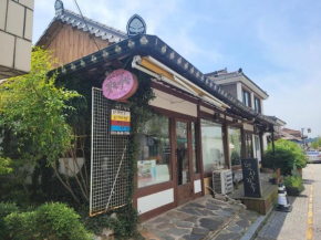 Floral Breeze Guesthouse